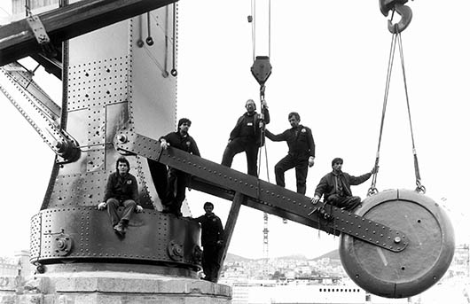 Gianni Berengo Gardin, Genova, 1998. © Gianni Berengo Gardin / Su gentile concessione di Fondazione Forma per la Fotografia 
 Gianni Berengo Gardin, Genova, 1998. © Gianni Berengo Gardin / Su gentile concessione di Fondazione Forma per la Fotografia