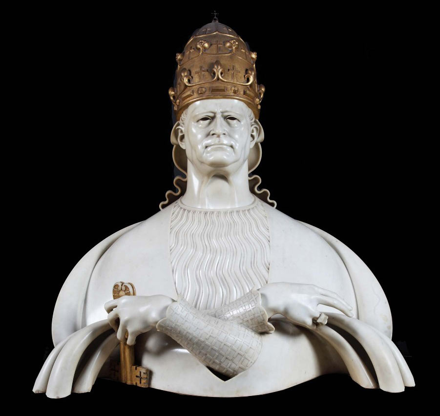 Adolfo Wildt, Pio XI (1926; marmo con dorature, altezza 113 cm; Città del Vaticano, Musei Vaticani)
