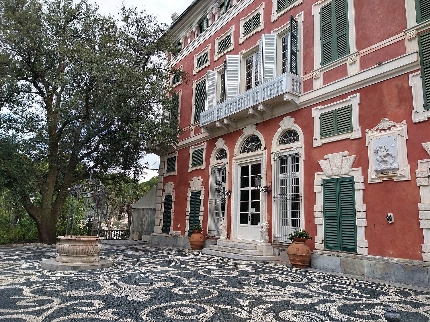 Esterni di Villa Durazzo. Foto Finestre sull'Arte
