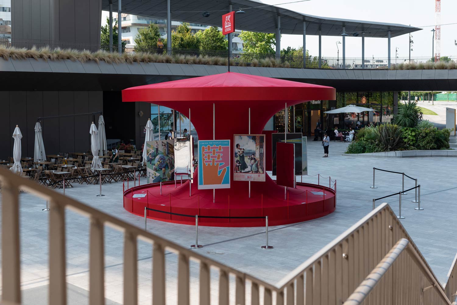 Mostra This is Tomorrow
