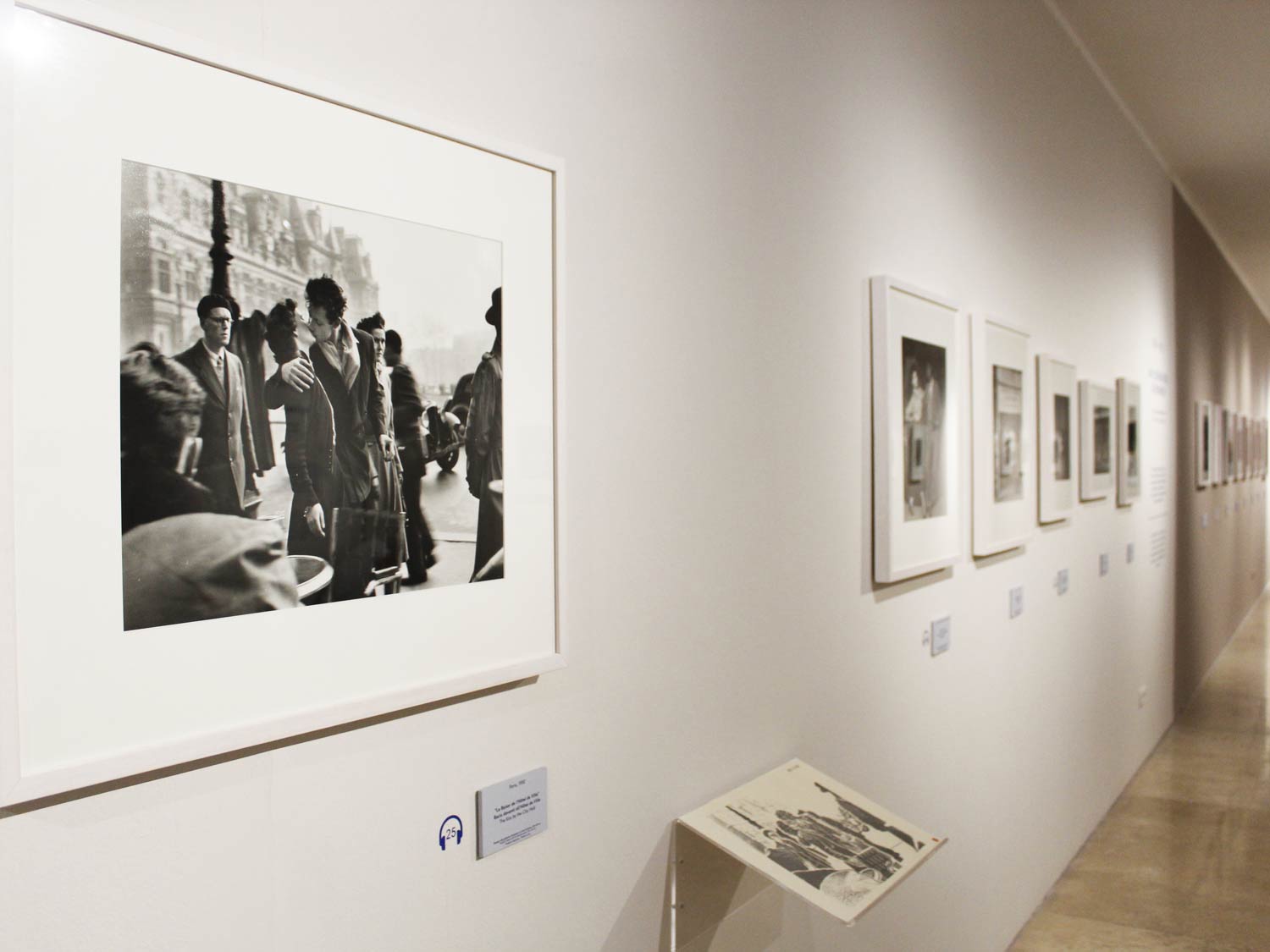Allestimenti della mostra Robert Doisneau al Museo dell'Ara Pacis di Roma
