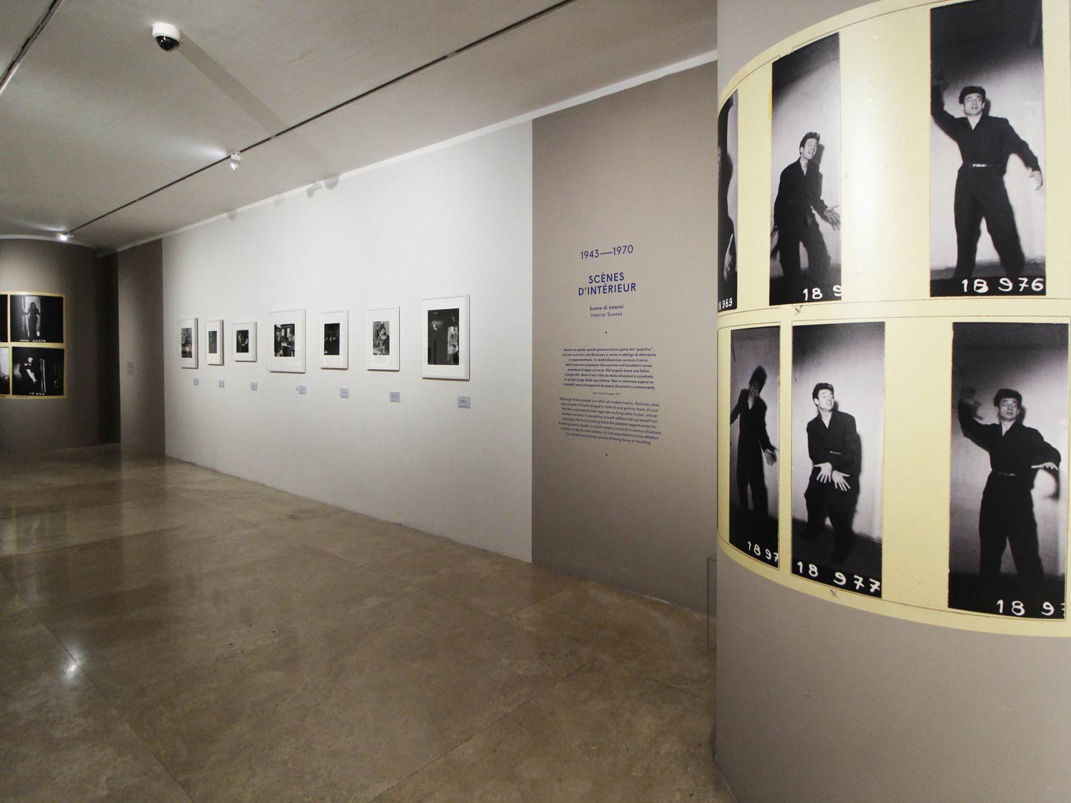 Allestimenti della mostra Robert Doisneau al Museo dell'Ara Pacis di Roma
