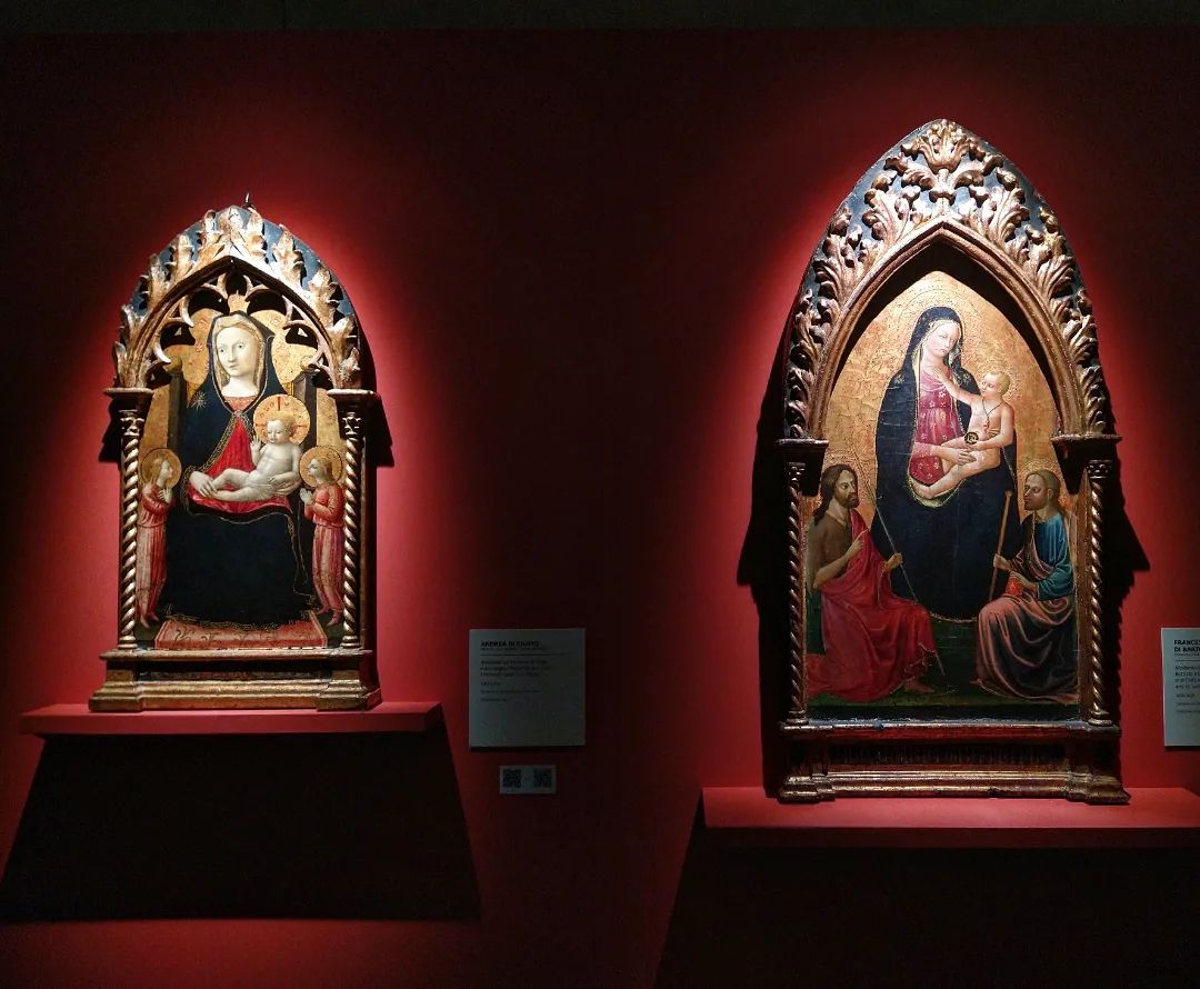 Allestimenti della mostra Masaccio e i maestri del Rinascimento a confronto
