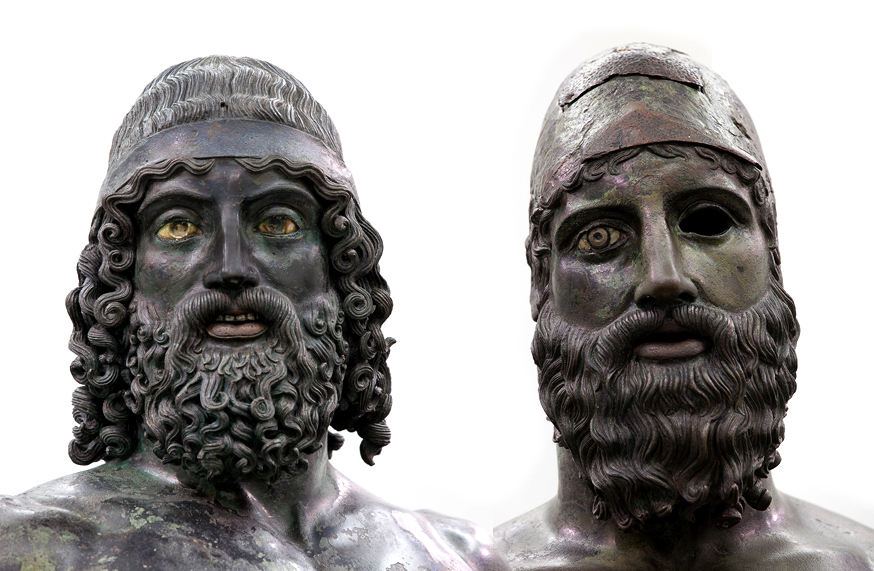 La testa del Bronzo A (a sinistra) e quella del Bronzo B (a destra) a confronto. Foto Museo Archeologico Nazionale di Reggio Calabria