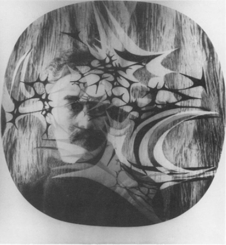 Albert Friscia, Transfiguration (1975; kinetichrome, 58,4 x 58,4 x 12,7 cm)