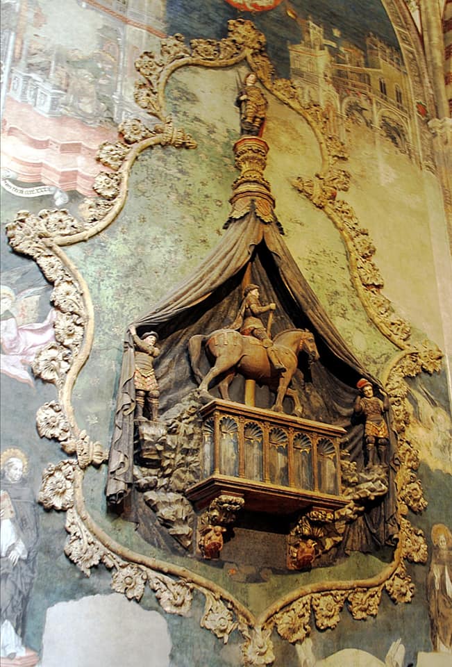 Pietro di Niccolò Lamberti, Monumento equestre a Cortesia Serego (1432; pietra tenera e marmo rosso; Verona, Sant'Anastasia)