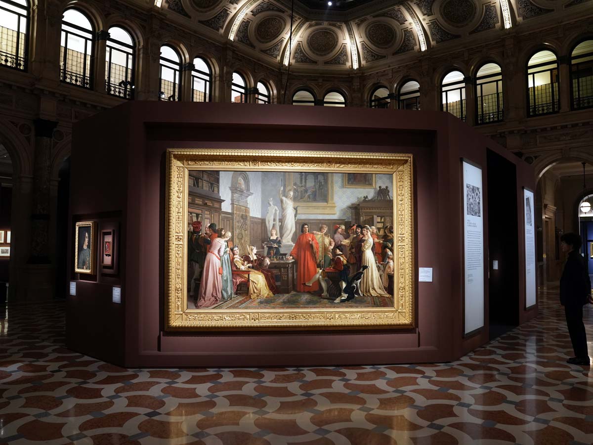 Allestimenti della mostra Dai Medici ai Rothschild. Mecenati, collezionisti, filantropi