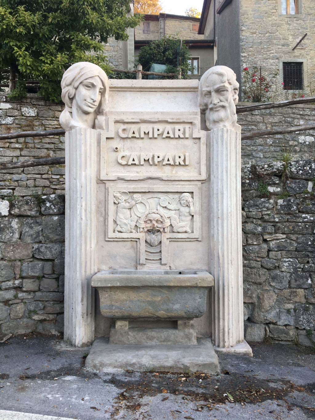 La fontana di Chiusi della Verna dopo il restauro