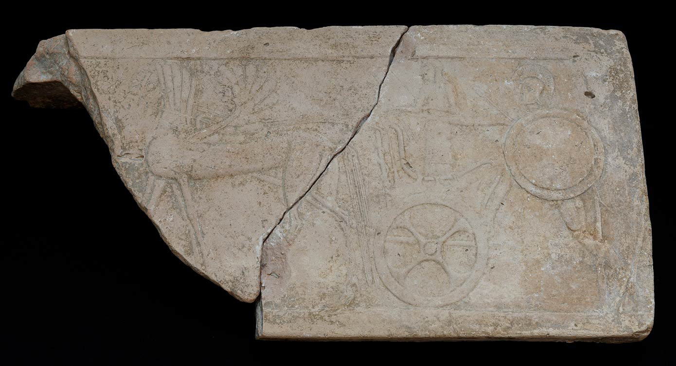 Ignoto artista delle Cicladi, Fregio con cavallo alato e partenza dell'eroe (tardo VII secolo a.C.; terracotta; Metaponto, Museo Nazionale)