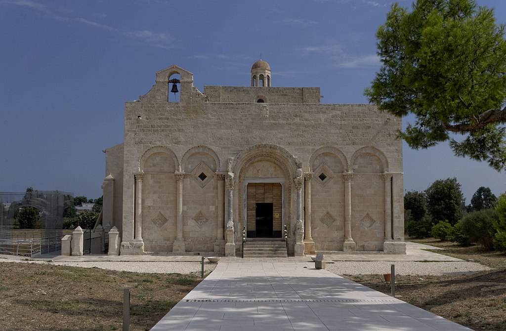 Santa Maria Maggiore of Siponto. Photo by Ra Boe