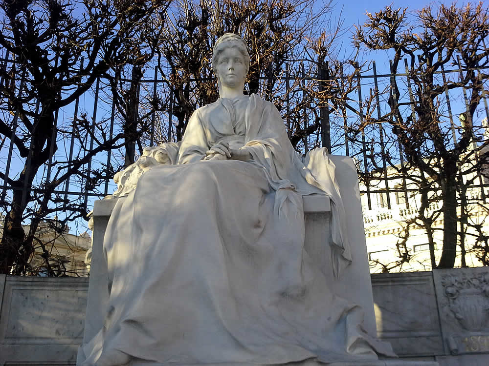 Monumento a Sisi nel Volksgarten