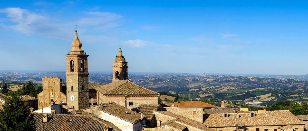 Il borgo di San Ginesio. Foto: Turismo Marche