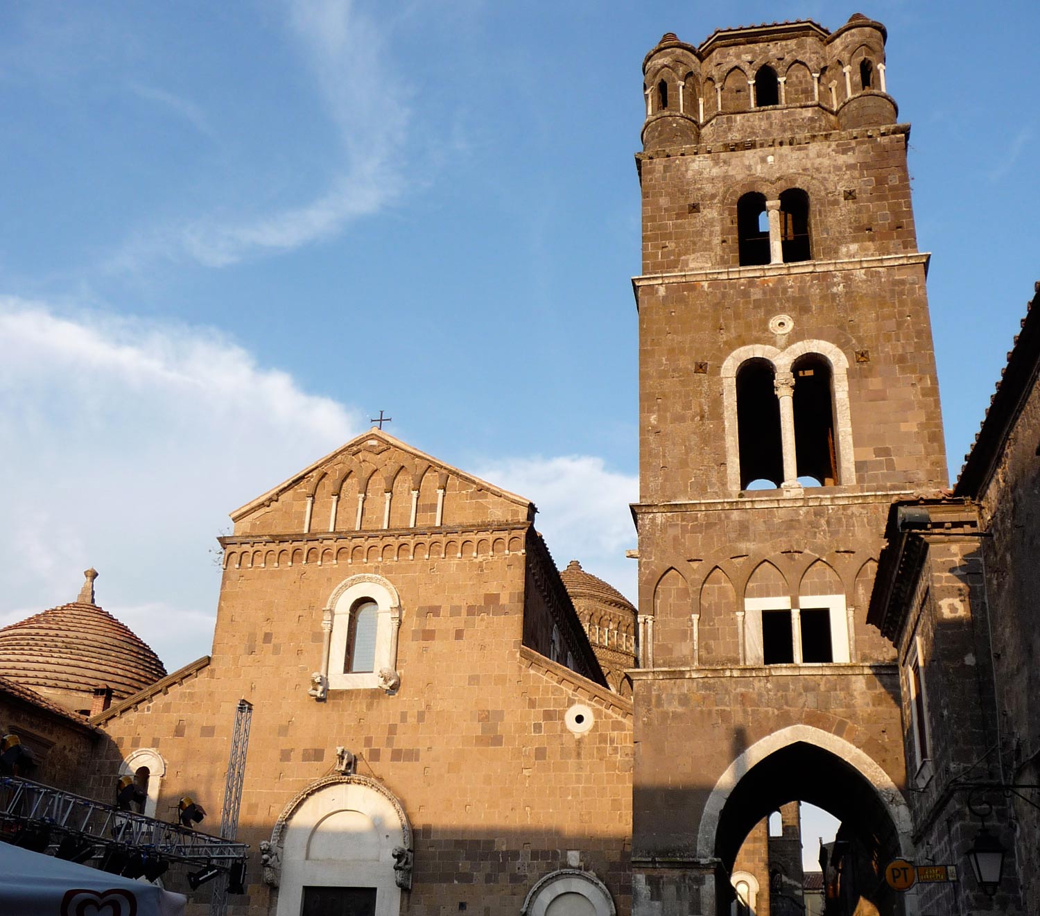 Il campanile. Foto Wikimedia/Marcok