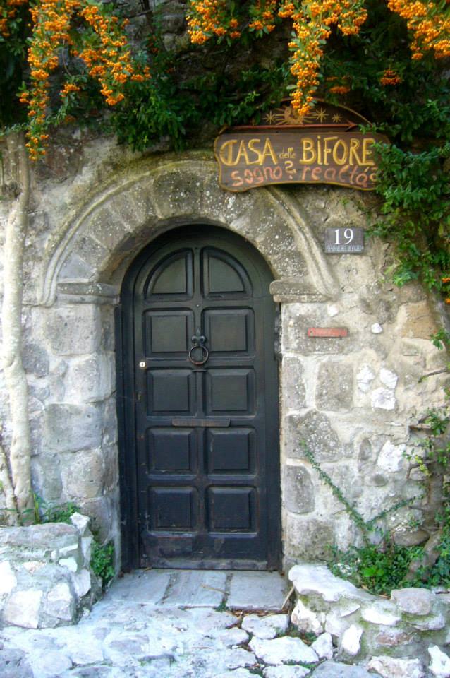 Casa delle bifore