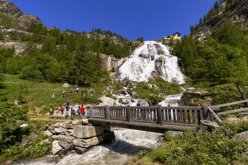 Toce waterfall. Photo Tourist District of the Ossola Lakes, Mountains and Valleys