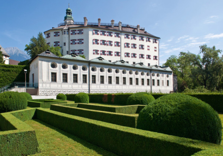 Il Castello di Ambras. Credit Innsbruck Tourismus. Foto di Christof Lackner