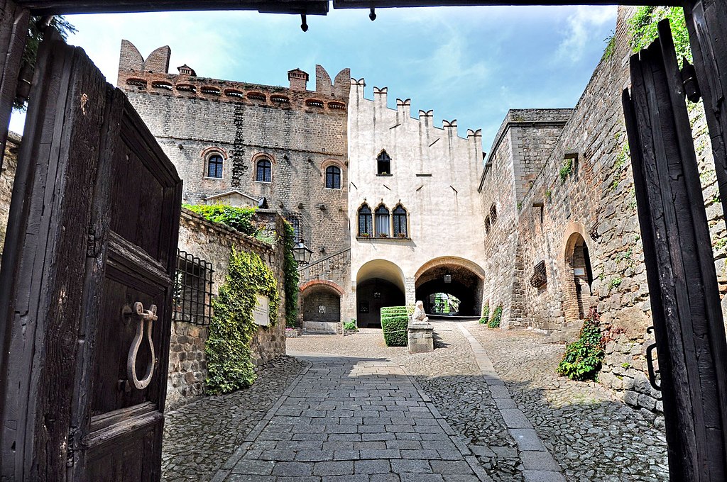 Monselice Castle. Photo Wikipedia/Avalda