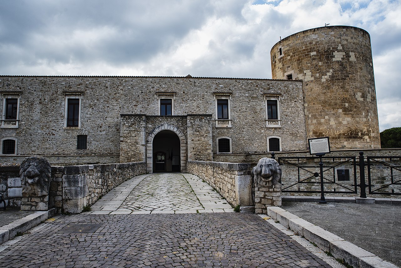 Castillo de Venosa. Foto de Cinzia Astorino