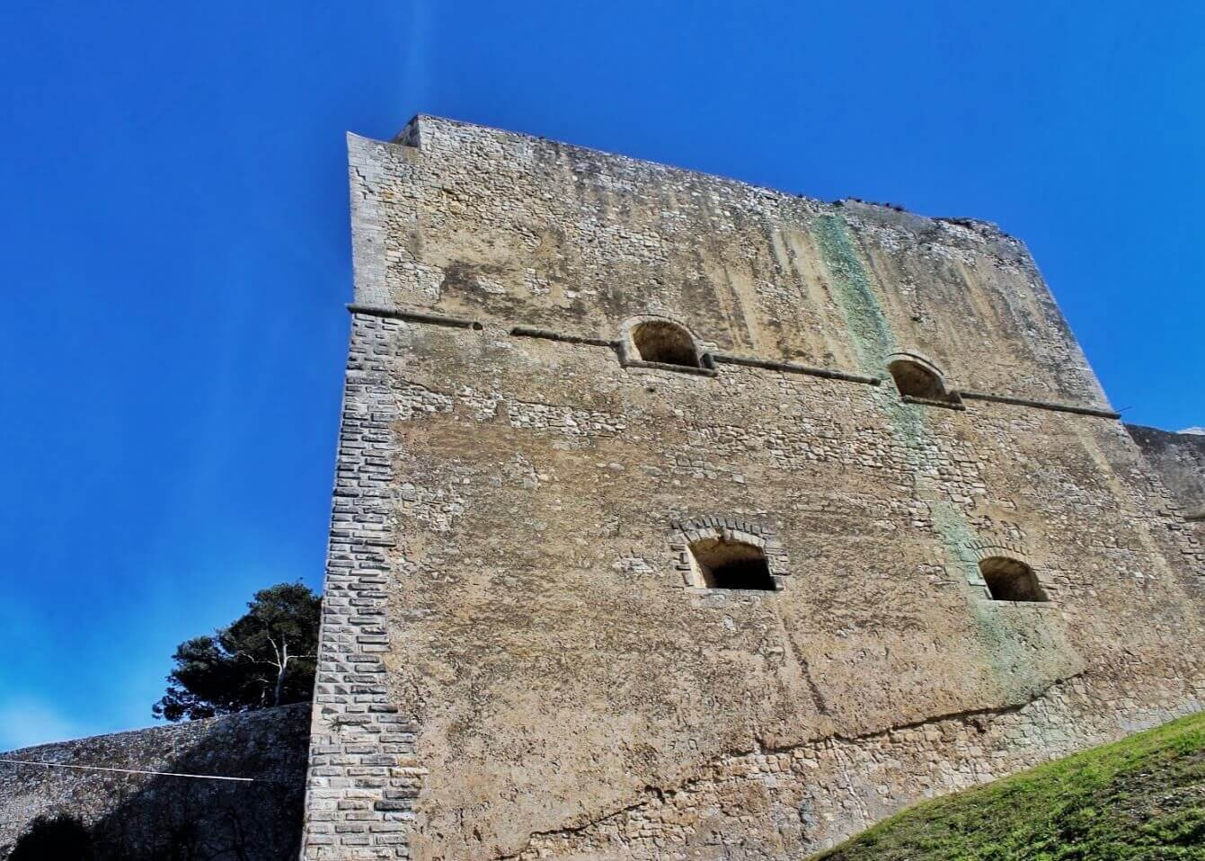 Vieste Castle. Photo Tourism at Vieste