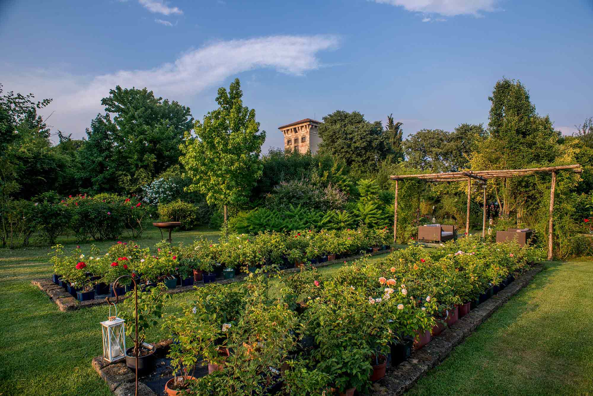 Quistini Castle and its garden