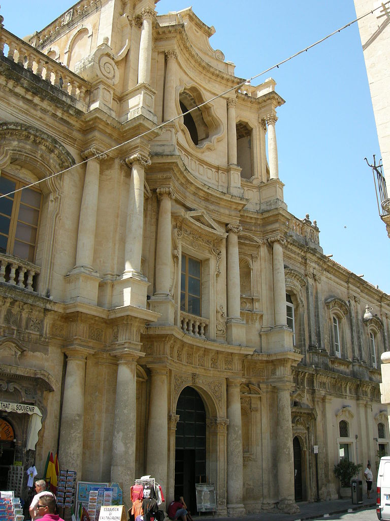 La chiesa di San Carlo al Corso a Noto