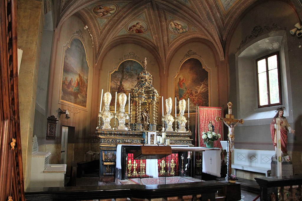 The church of San Vittore on the island of Fishermen. Photo by Gianni Careddu