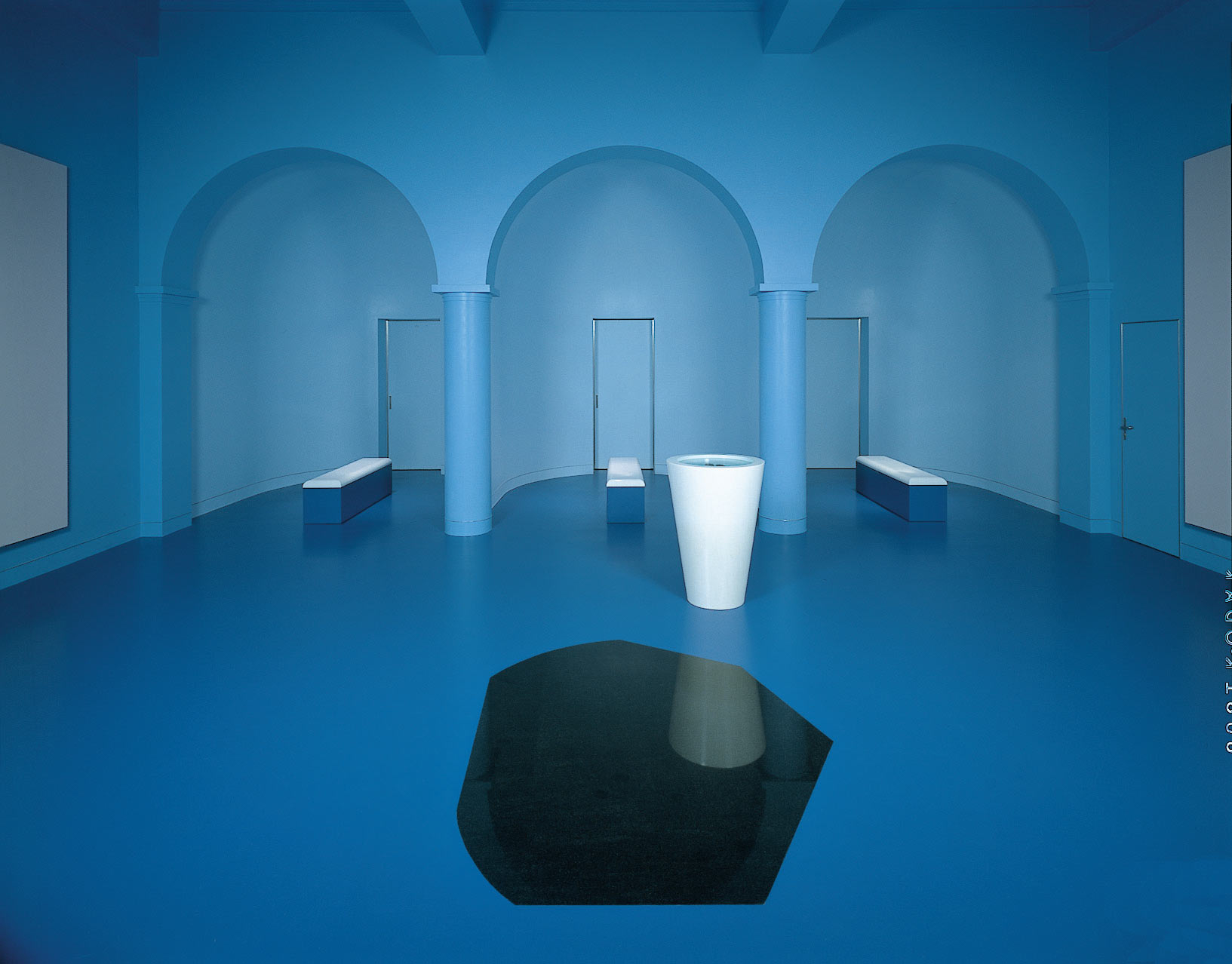 Ettore Spalletti, Salle des départs (1996; Garches, Obitorio dell'ospedale Raymond Poincaré)
 Ettore Spalletti, Salle des départs (1996; Garches, Obitorio dell'ospedale Raymond Poincaré)