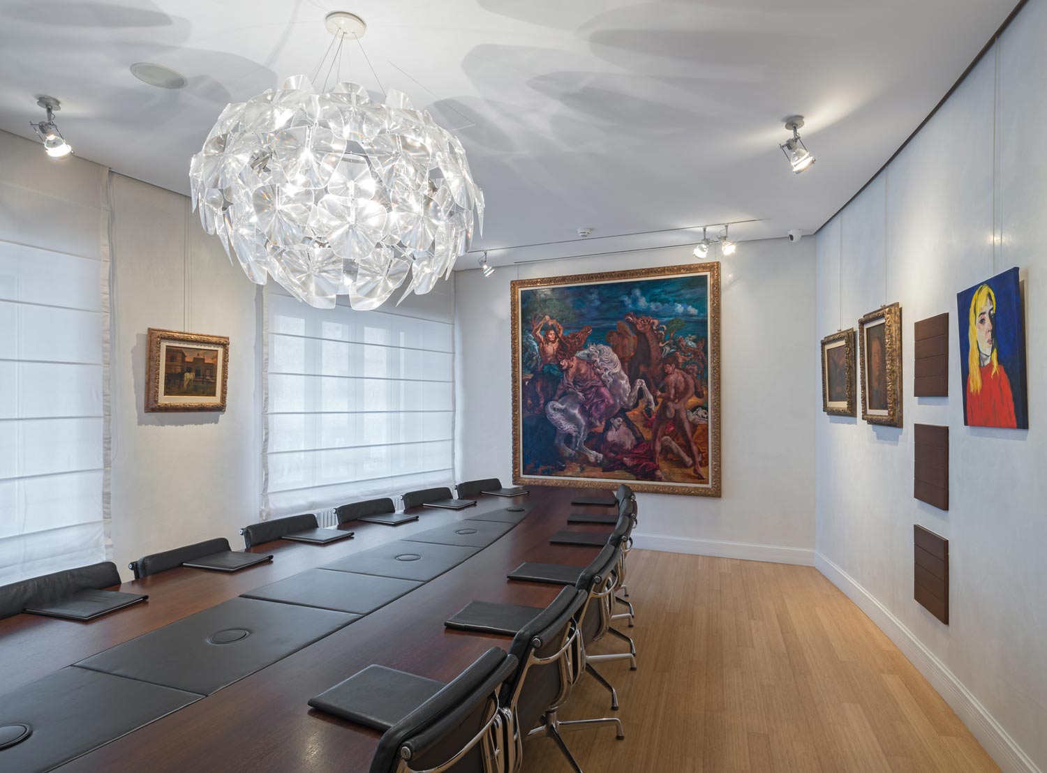 Milano, Chiara Di Luca e Aronne Pleuteri riaprono le mostre dei giovani