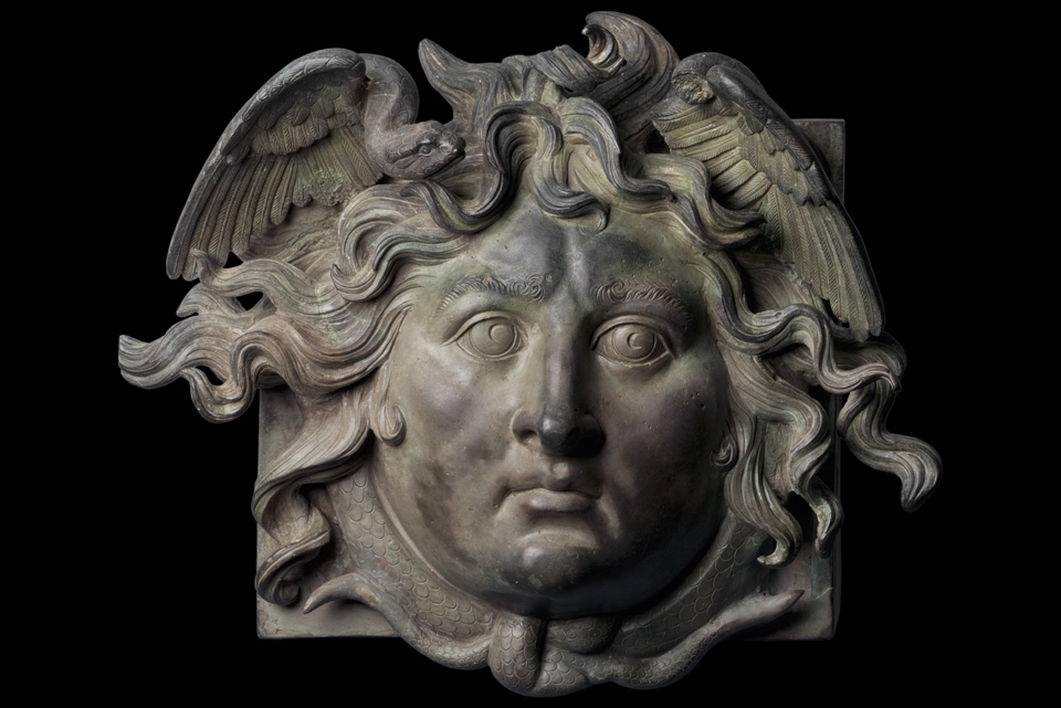 Arte romana, Testa di Medusa (37-41 d.C.; bronzo; Roma, Museo Nazionale Romano)