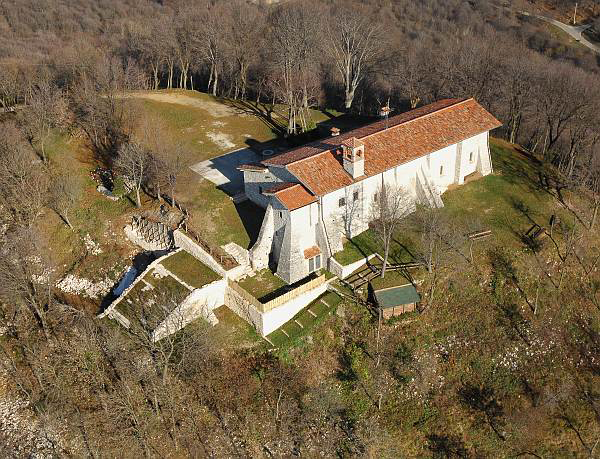 Il monastero di San Bartolomeo a Serle. Foto Brescia Tourism