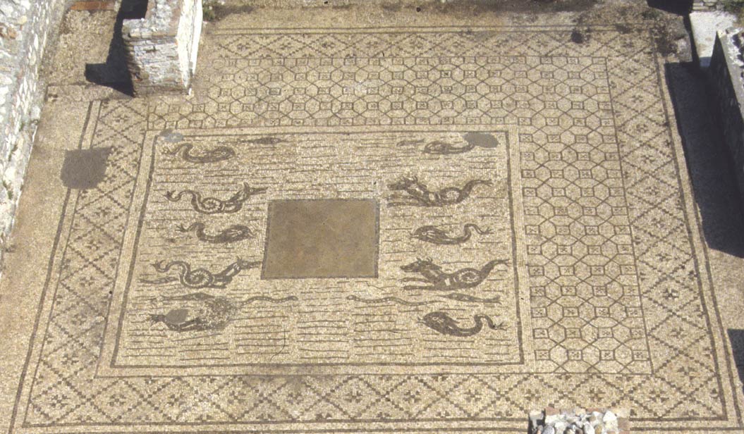 Arte romana, Mostri marini (II secolo d.C.; mosaico; Venosa, Parco Archeologico)