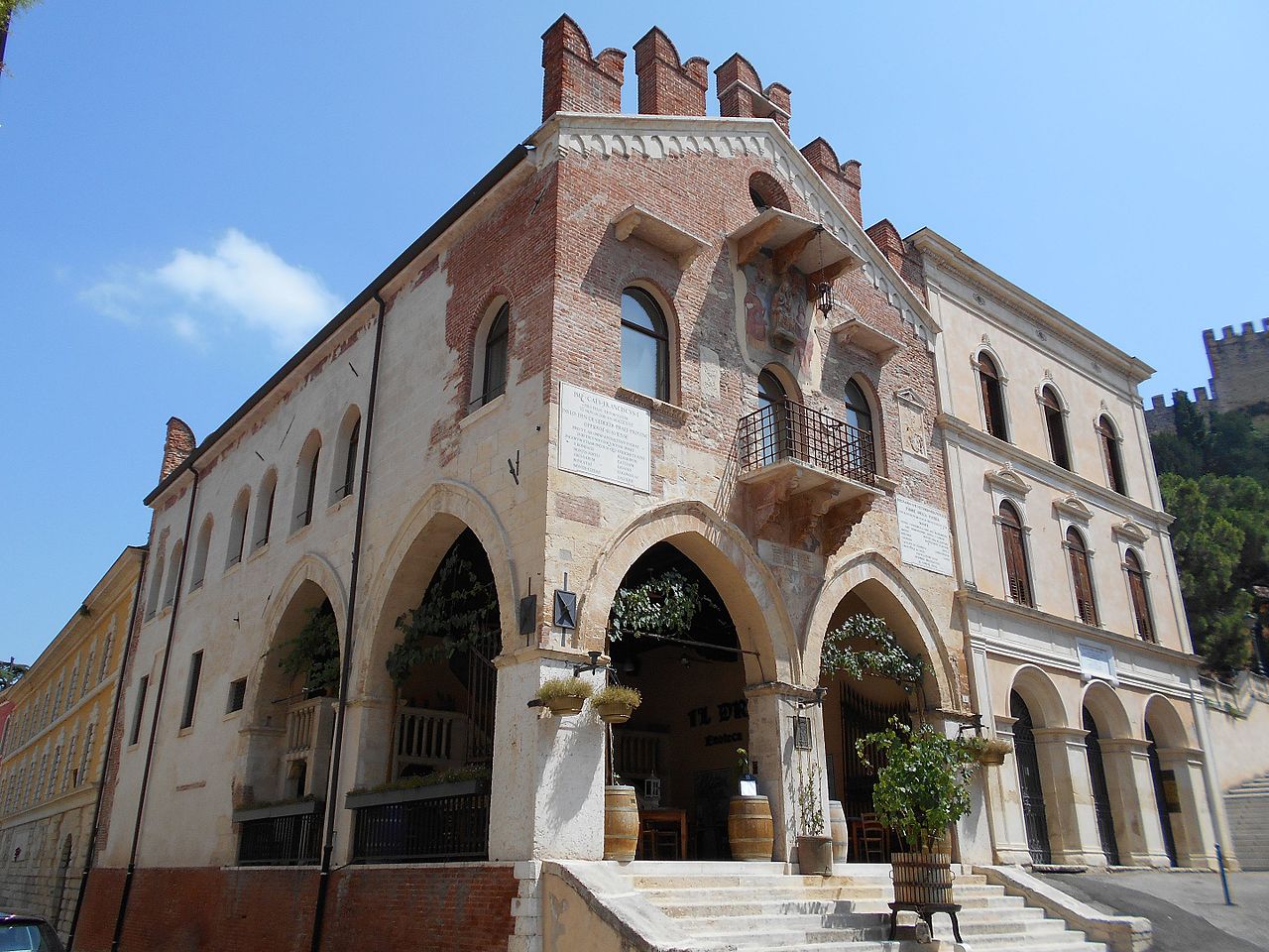 Il Palazzo di Giustizia. Foto Pivari.com