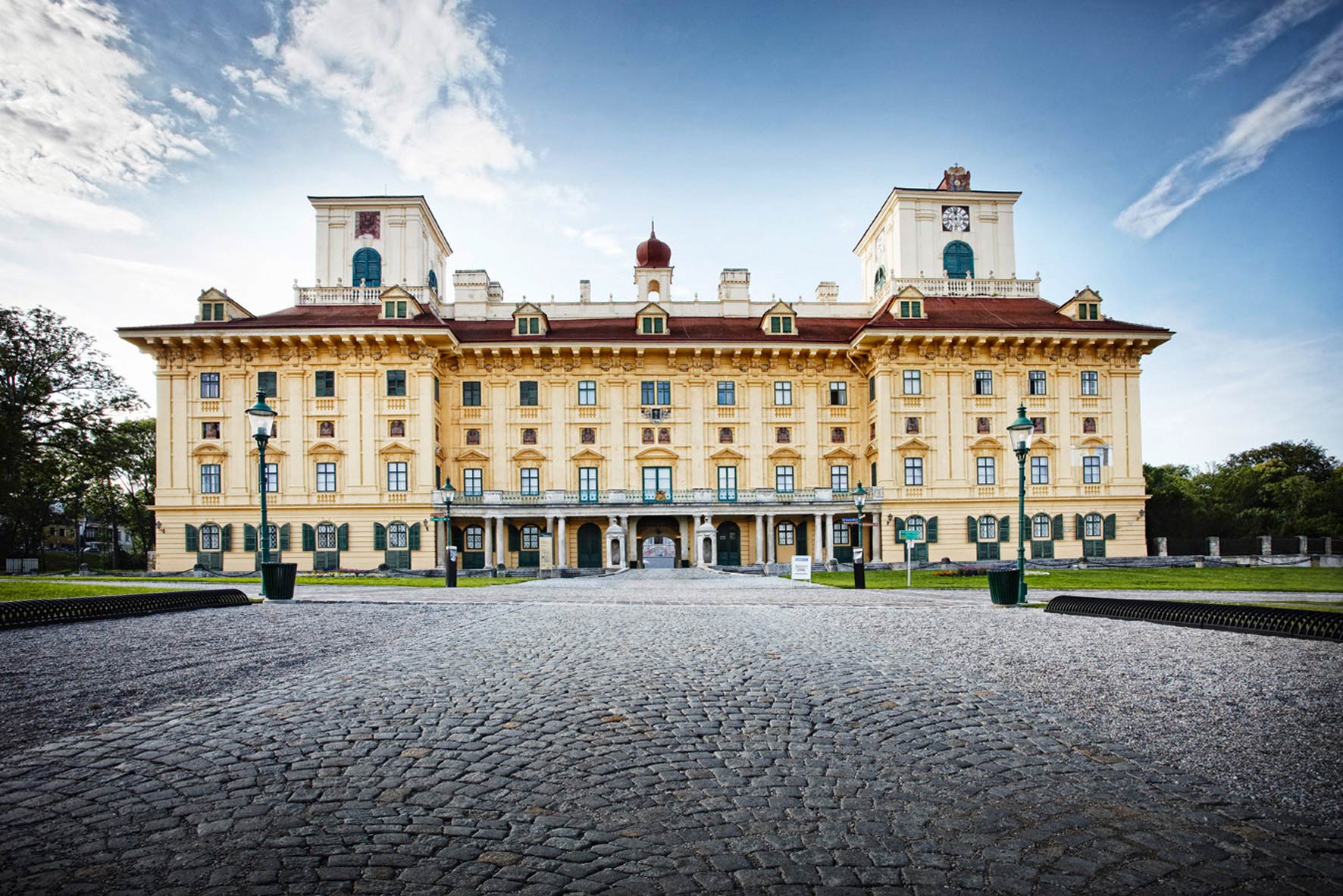 The facade of the Esterházy Palace in Eisenstadt. Photo by Roland Wimmer