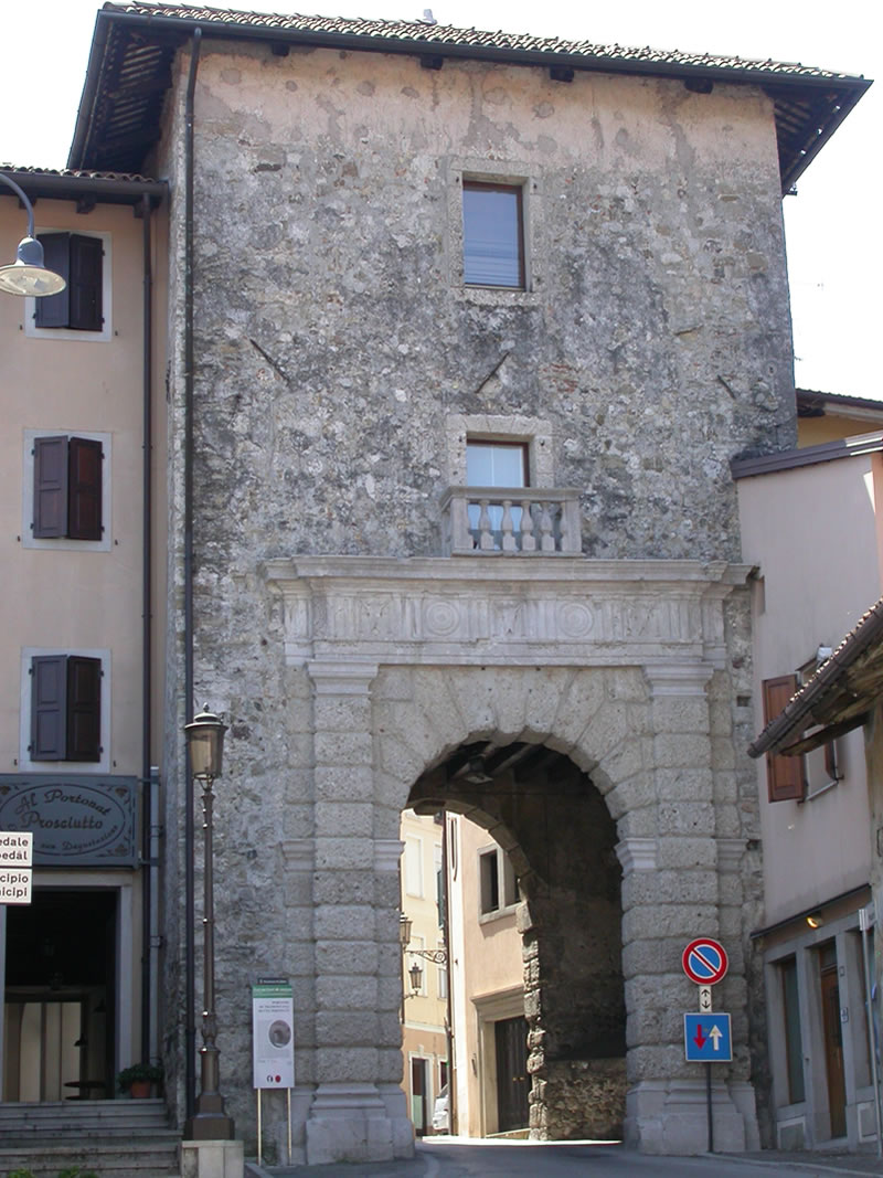 Porta Gemona