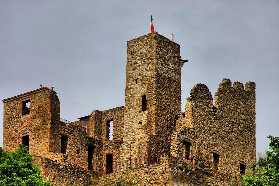The fortress of Passignano sul Trasimeno. Photo Lux P