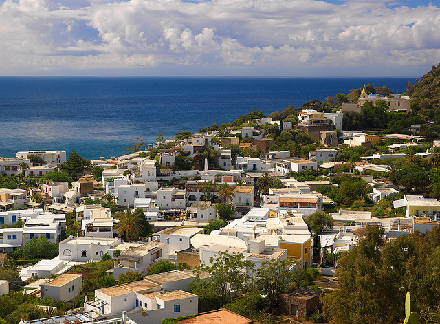 San Pietro, Panarea. Foto di Adam Butler