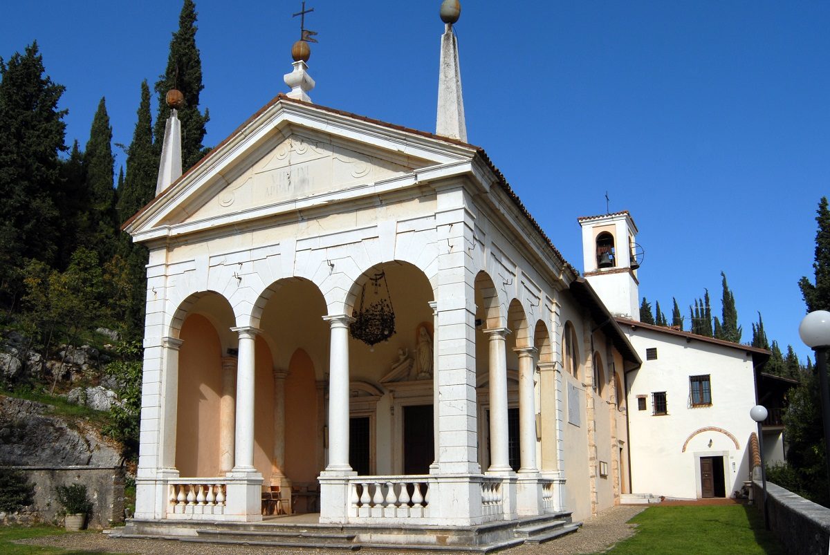 Il santuario della Beata Vergine di Paitone. Foto Brescia Tourism