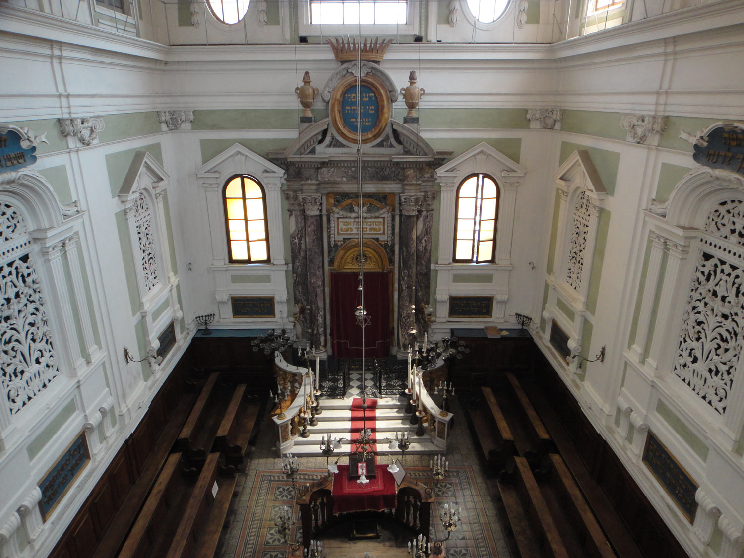 Siena Synagogue, interior