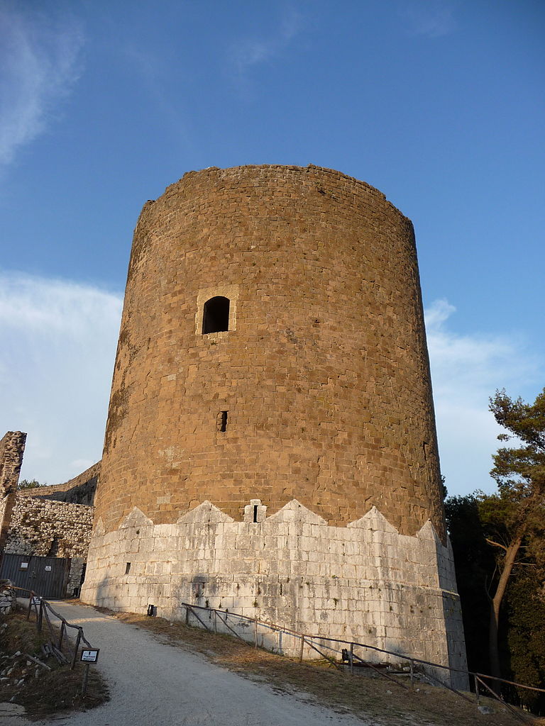 La torre dei Falchi. Foto Wikimedia/Marcok