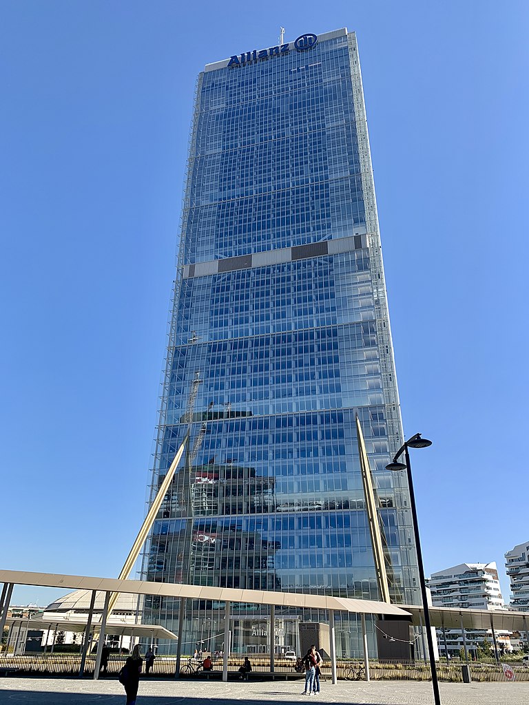 Torre Isozaki