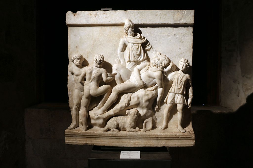 Arte romana, Ulisse acceca Polifemo (190 d.C. circa; marmo; Catania, Castello Ursino). Foto di Giovanni Dall'Orto