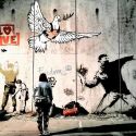 Roma, le opere di Banksy alla Stazione Tiburtina con la mostra “The World of Banksy”