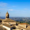 Monti Sibillini, cosa vedere: 10 tappe tra borghi, natura e arte