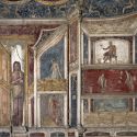 I pittori di Pompei: a Bologna oltre 100 opere da Napoli. Ricostruiti interi ambienti pompeiani 