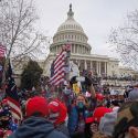 Il grande artista Andres Serrano lancia il suo primo film, sull'attacco a Capitol Hill