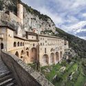 Un libro ripercorre le vicende del Sacro Speco di Subiaco tra il Due e il Trecento