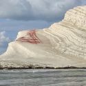 Sicilia, vandalizzata la Scala dei Turchi. Devastazione sul paesaggio