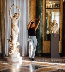 Milano, GAM e Furla presentano la prima personale in un museo italiano della femminista Andrea Bowers 