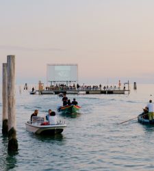 Torna il Cinema Galleggiante nella laguna di Venezia. Tema edizione 2022 il surreale