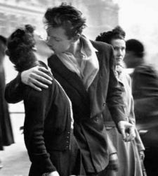 Ad Aosta una grande retrospettiva sul fotografo francese Robert Doisneau